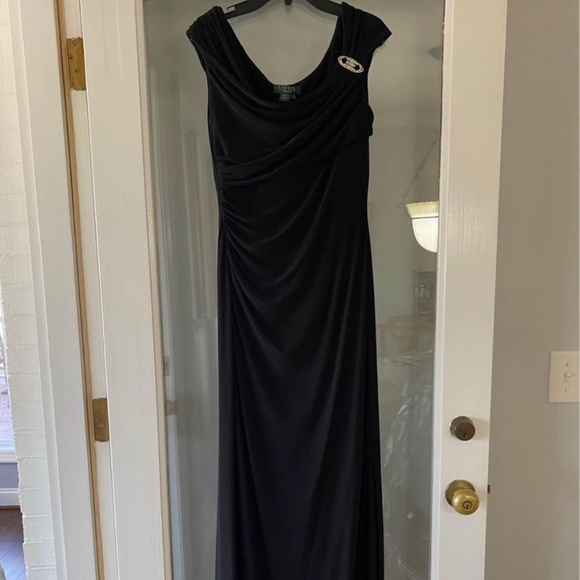 Black Floor-Length Gown - Picture 1 of 2